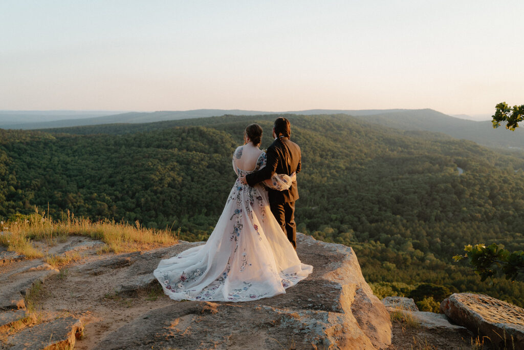 photo of bride and groom at ccc overlook at Petit Jean Mountain State Park