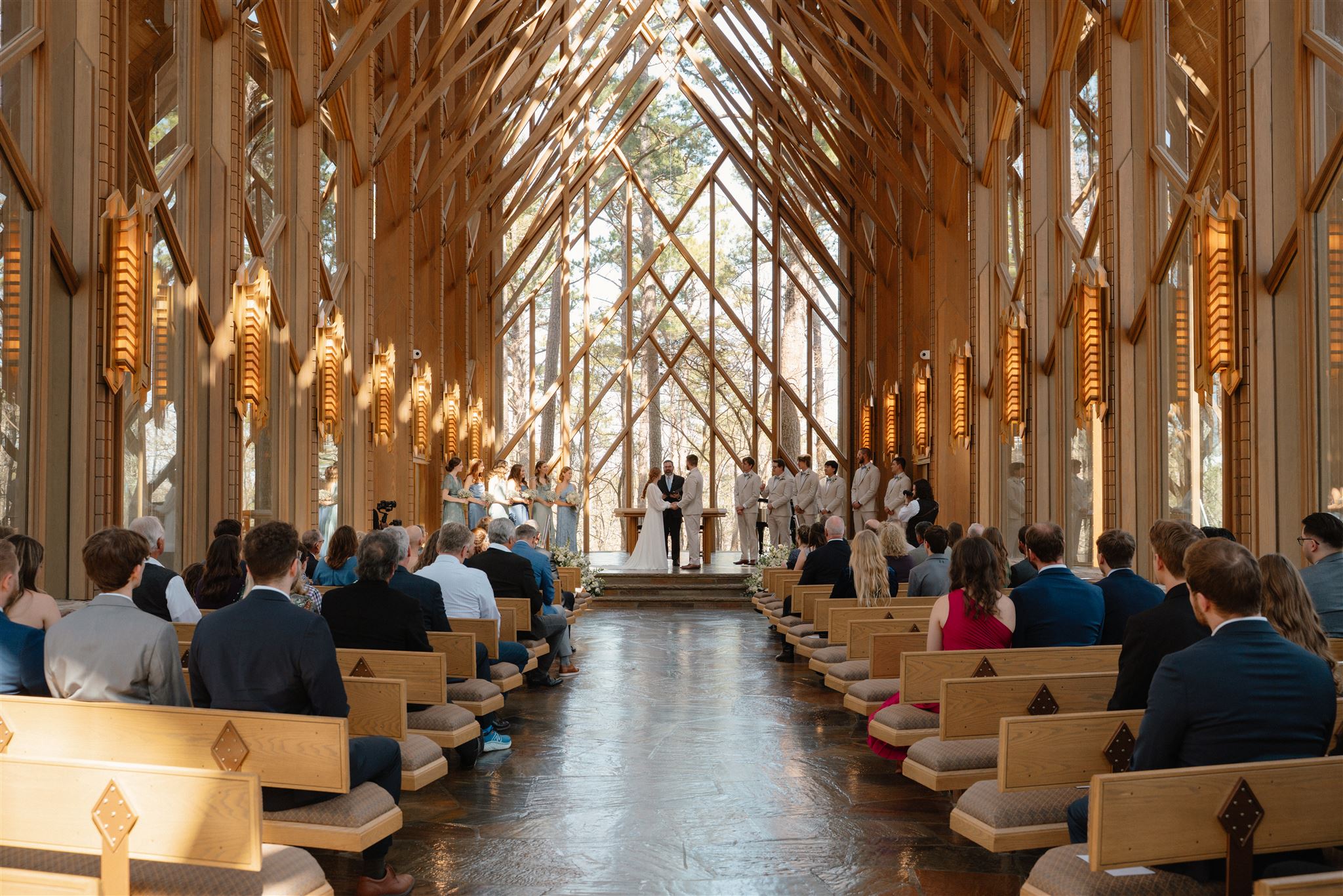 photo of wedding ceremony at Anthony Chapel in Arkansas